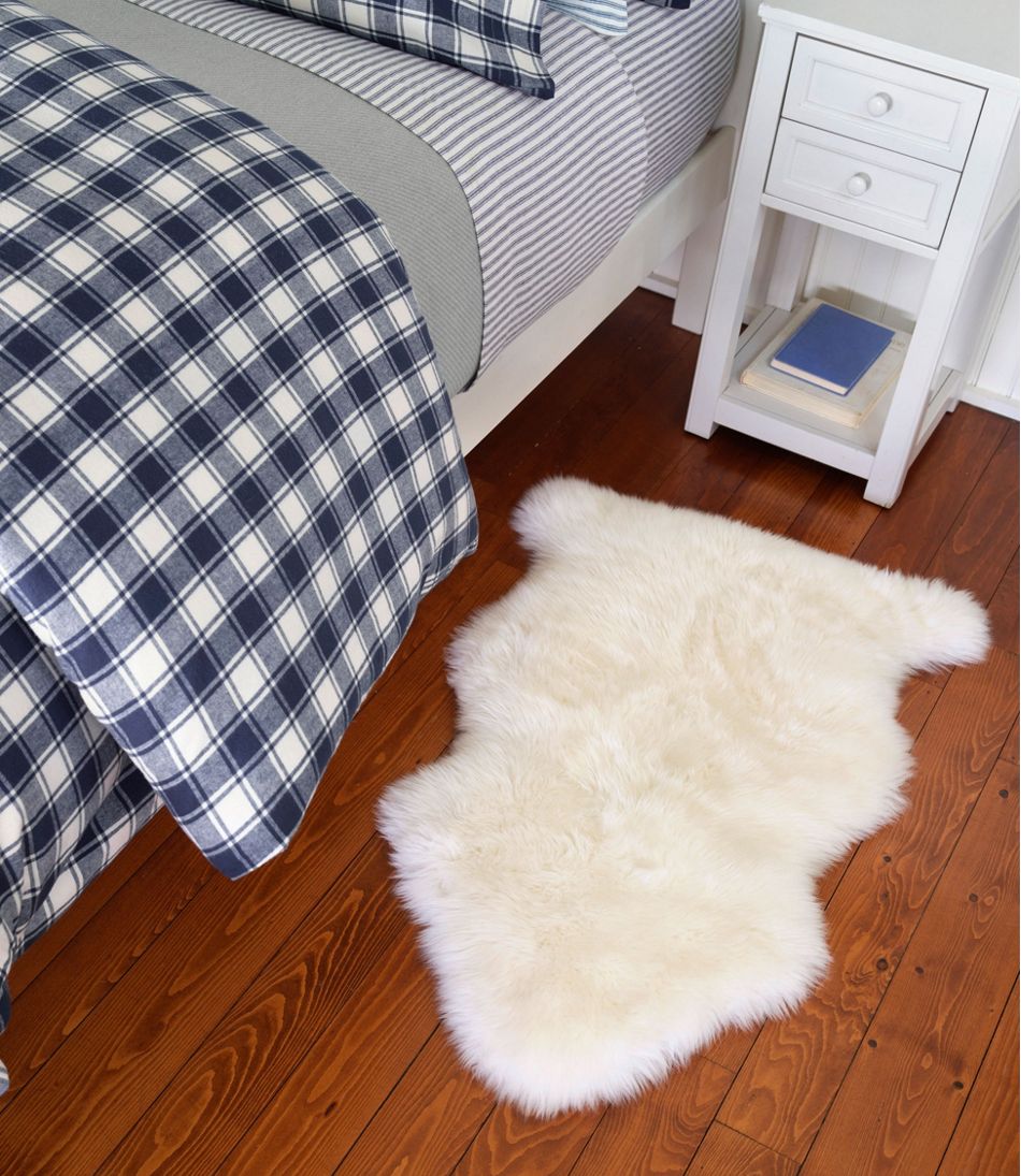 L.L.Bean For Sale | Single Sheepskin Rug